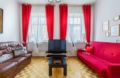 ART-DEKO APARTMENT on the Moscow river embankment - Moscow - Russia Hotels