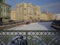 Mansarda in 52 steps from Hermitage - Saint Petersburg サンクト ペテルブルグ - Russia ロシアのホテル