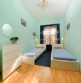 Small Stable - Saint Petersburg - Russia Hotels