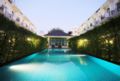 Lovely Warm villa with swimming pool（HOME B） - Bangkok バンコク - Thailand タイのホテル
