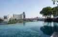 Luminous 13th Floor Apartment with River Views - Bangkok バンコク - Thailand タイのホテル