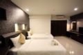 twin bed near BTS skytrain - Bangkok - Thailand Hotels