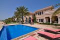 7 BDR Villa Spanish Grand Majilis Palm Jumeirah - Dubai - United Arab Emirates Hotels