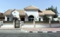 Home Away Home Villa with Splendid Swimming Pool - Dubai ドバイ - United Arab Emirates アラブ首長国連邦のホテル