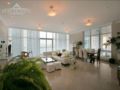 Luxurious Penthouse with a Private Pool - Dubai - United Arab Emirates Hotels
