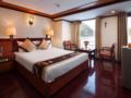 La Vela Classic Cruise Managed by Paradise Cruises - Halong - Vietnam Hotels